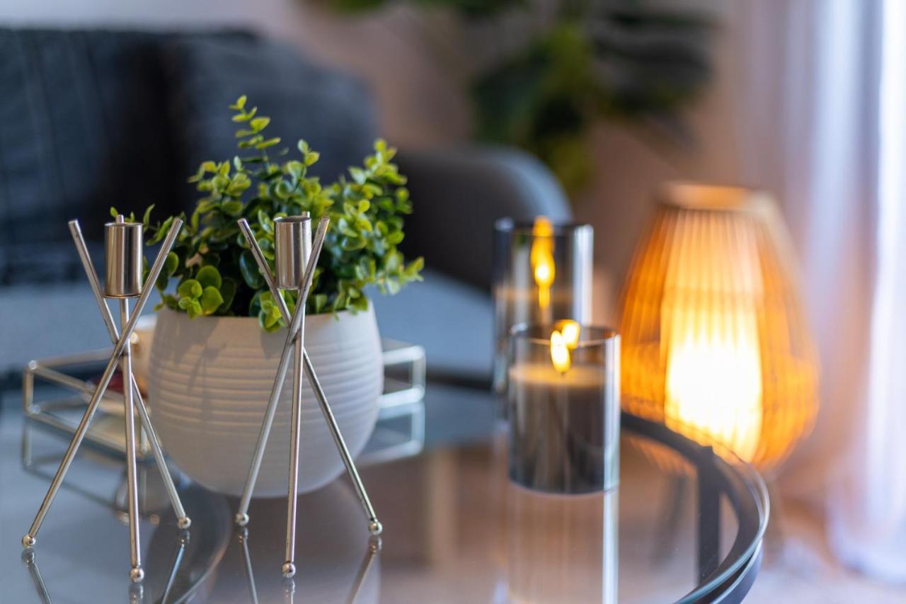 Luxury Central Apartment ซานธี ภายนอก รูปภาพ