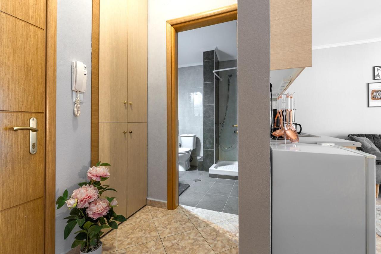 Luxury Central Apartment ซานธี ภายนอก รูปภาพ